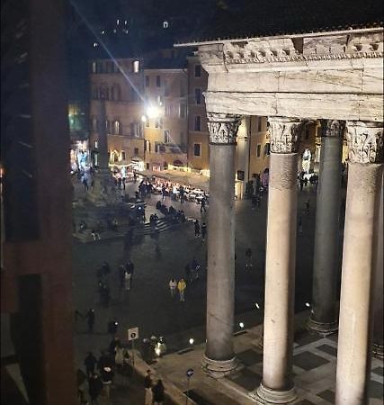 דירות רומא Maison " Pantheon View " In Front Of Pantheon מראה חיצוני תמונה